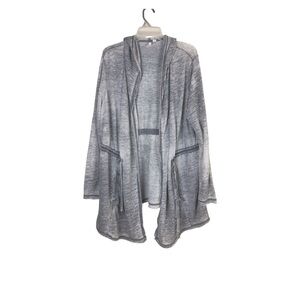 Cato Woman’s 18/20W Heather Gray Knit Top